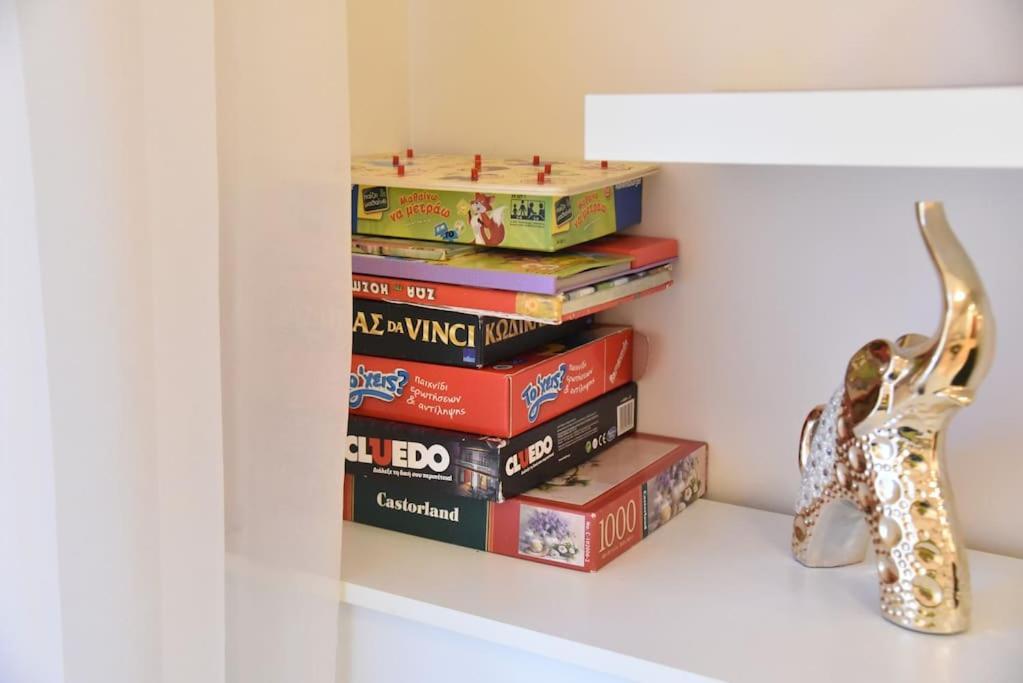 Tiny Treasure Apartment เอเธนส์ ภายนอก รูปภาพ