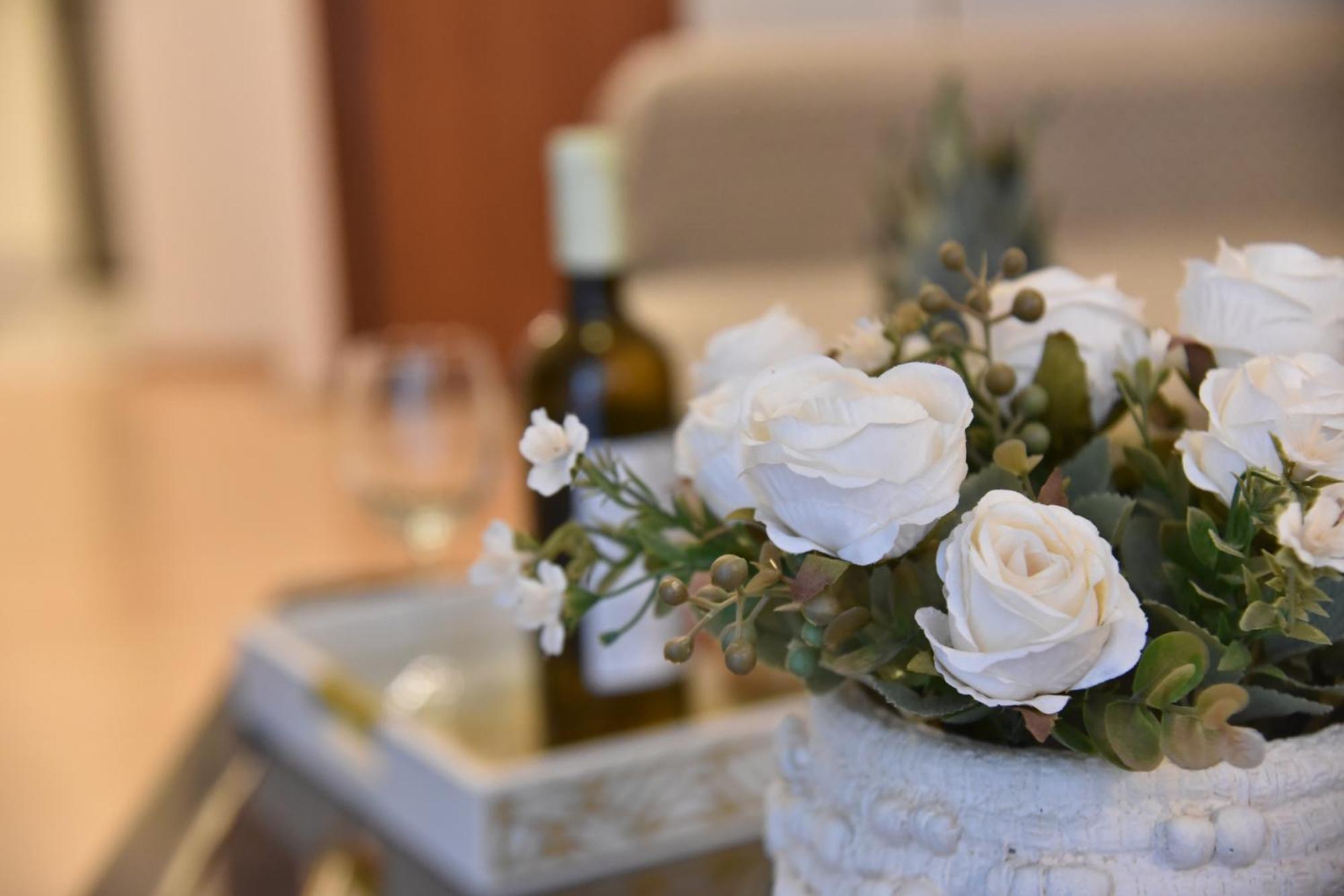 Tiny Treasure Apartment เอเธนส์ ภายนอก รูปภาพ