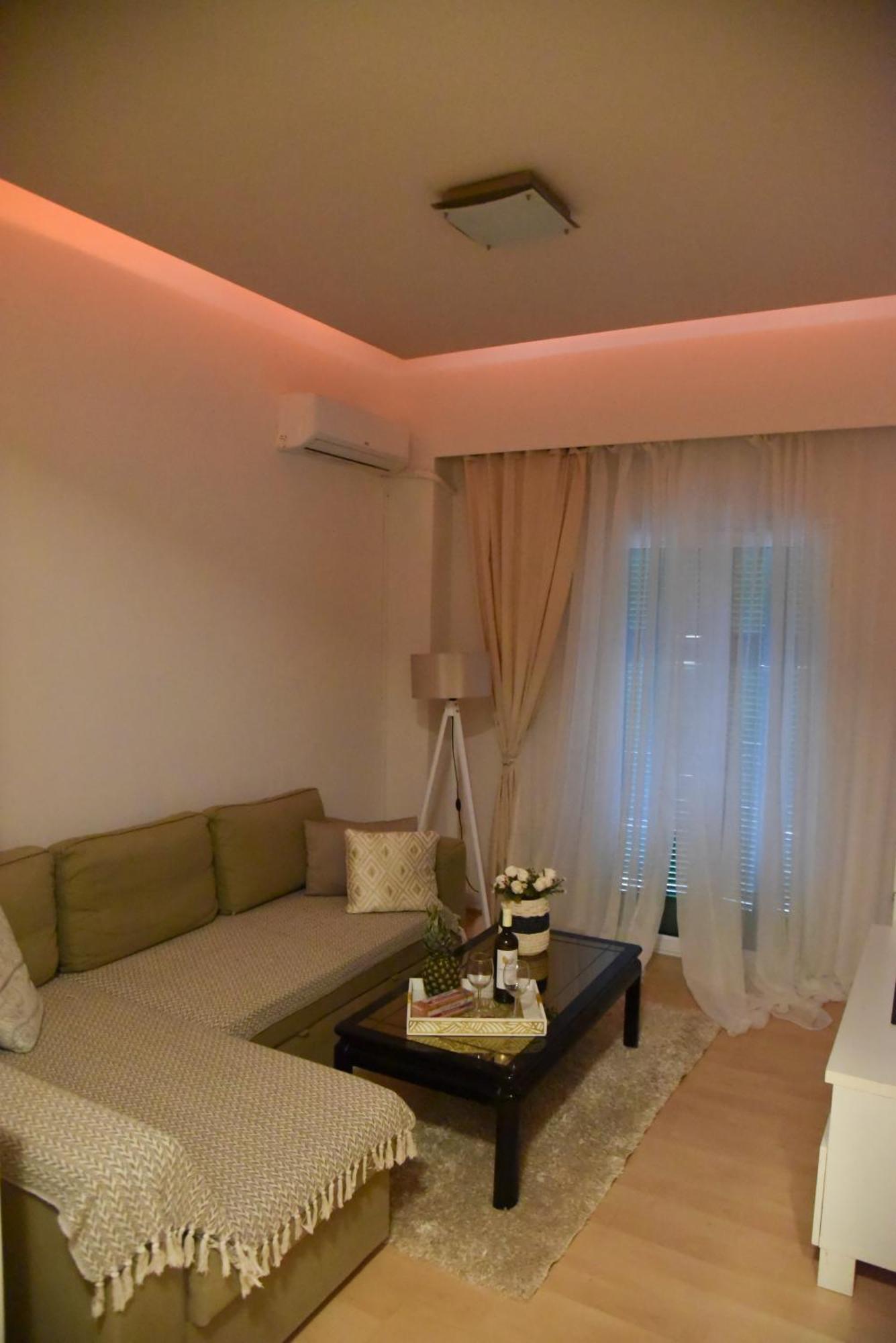 Tiny Treasure Apartment เอเธนส์ ภายนอก รูปภาพ